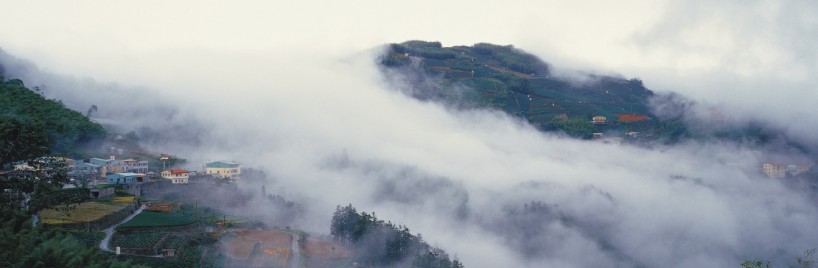 阿里山部落(賴澄茂攝影)