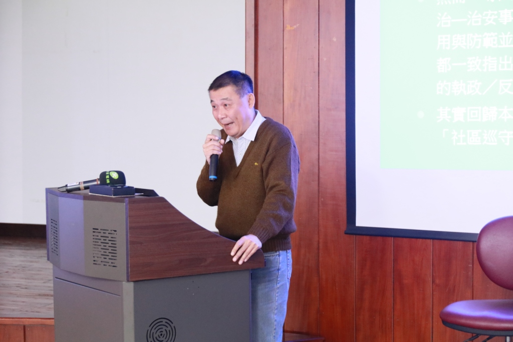 邱彥貴老師演講