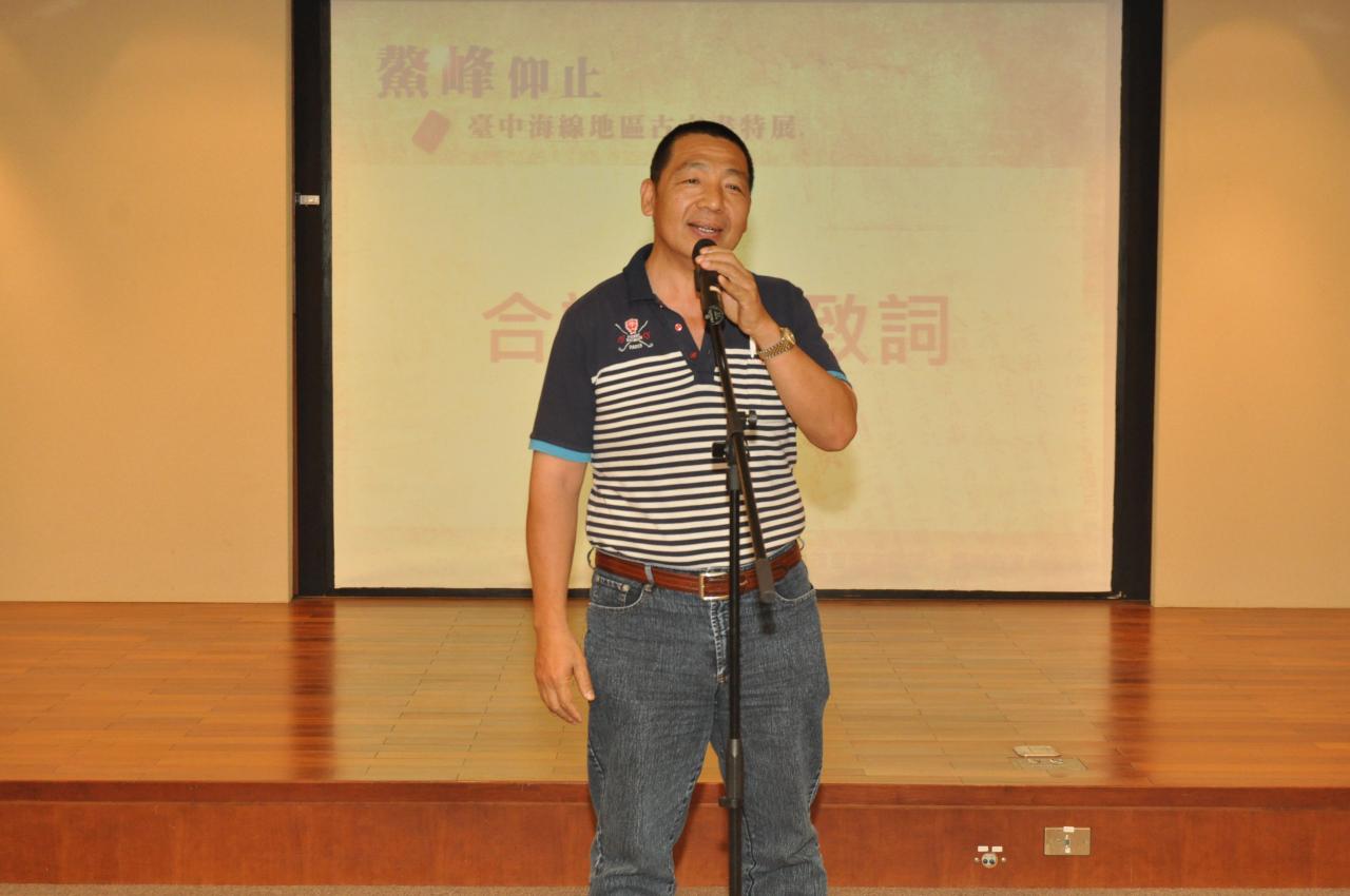 開幕式圖6：展件提供人鐘金水先生分享收藏甘苦經歷