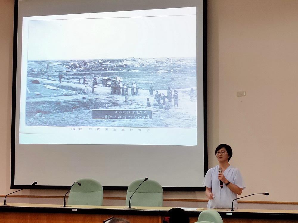 圖7：張素玢老師演講.jpg