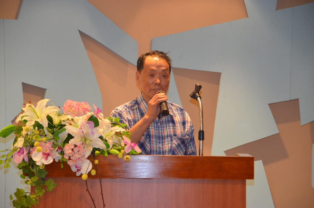 圖18：展出人曾樹枝陶藝師致詞