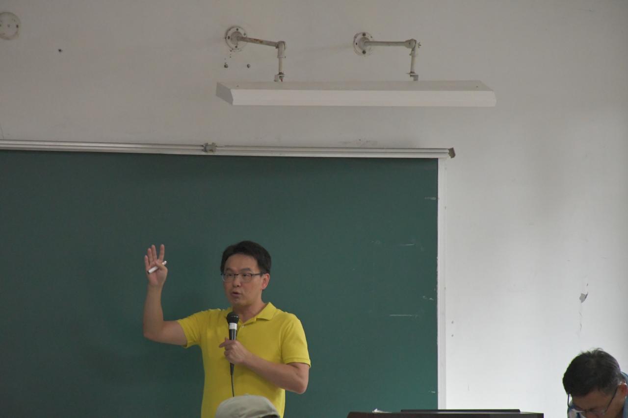 圖8：「建置海山數位資料庫」張智傑老師，講解「步佈臺灣」